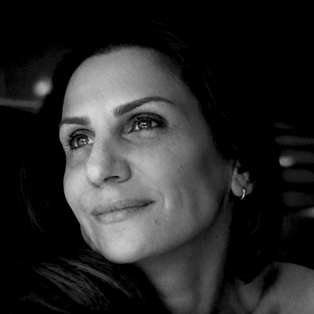 Aylİn Sönmezer Chief Client Services Officer