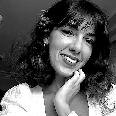 Cansu Pekcanattı Social Media Supervisor