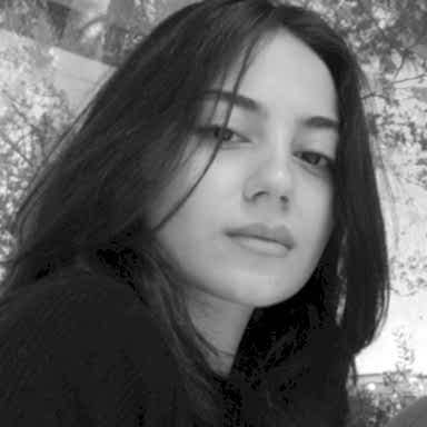 Feyza Güney Art Director